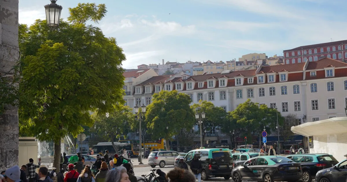 Lively daytime street scene in Lisbon with classic European architecture, Príncipe Real neighbourhood
